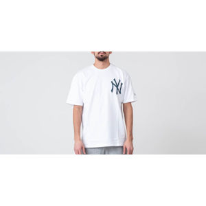 New Era MLB Oversized Logo Tee New York Yankees White